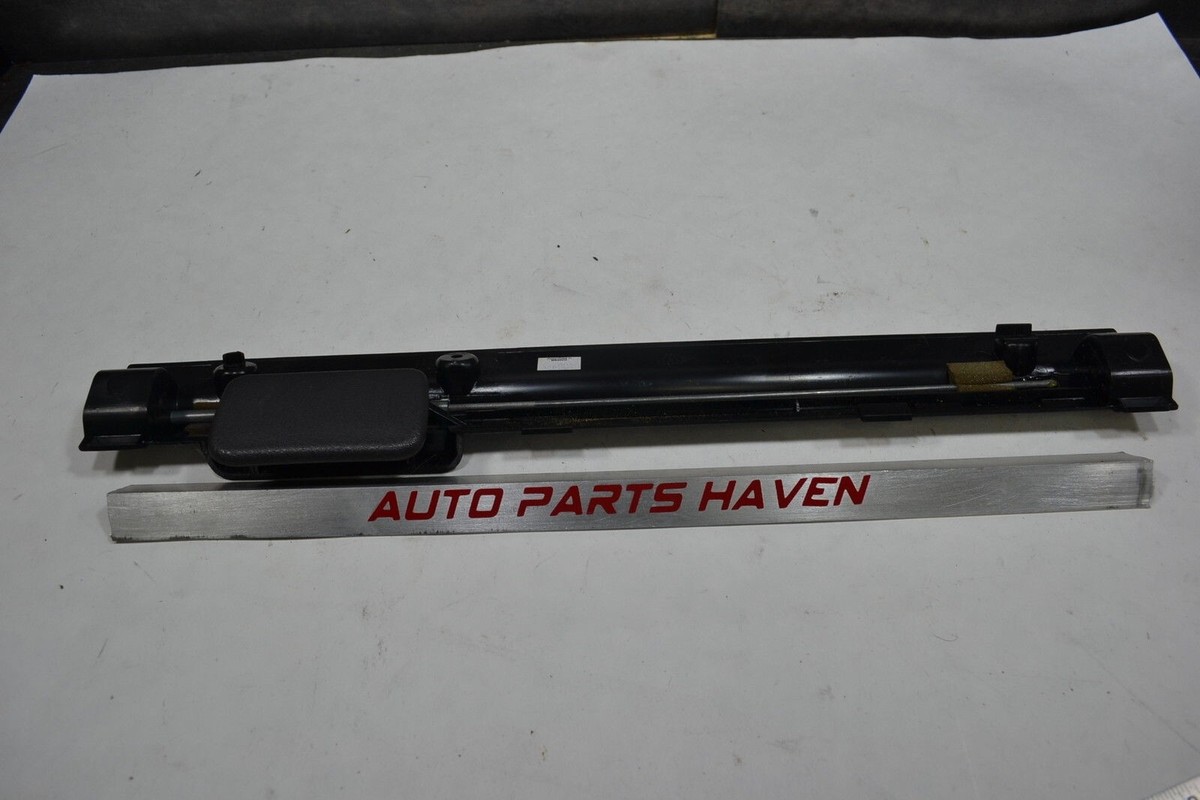 99-04 Grand Cherokee WJ - Black Graphite Glove Box Latch Handle