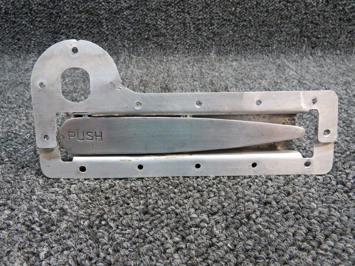 yah591ページ 0311434 Cessna 195 Handle Door Latch Assembly for sale online | eBay