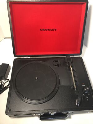 Crosley Cruiser Deluxe CR8005A-BK Portable Turntable Record Player