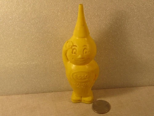 VINTAGE ESSO DRIP MAN HANDY OIL PLASTIC POURER