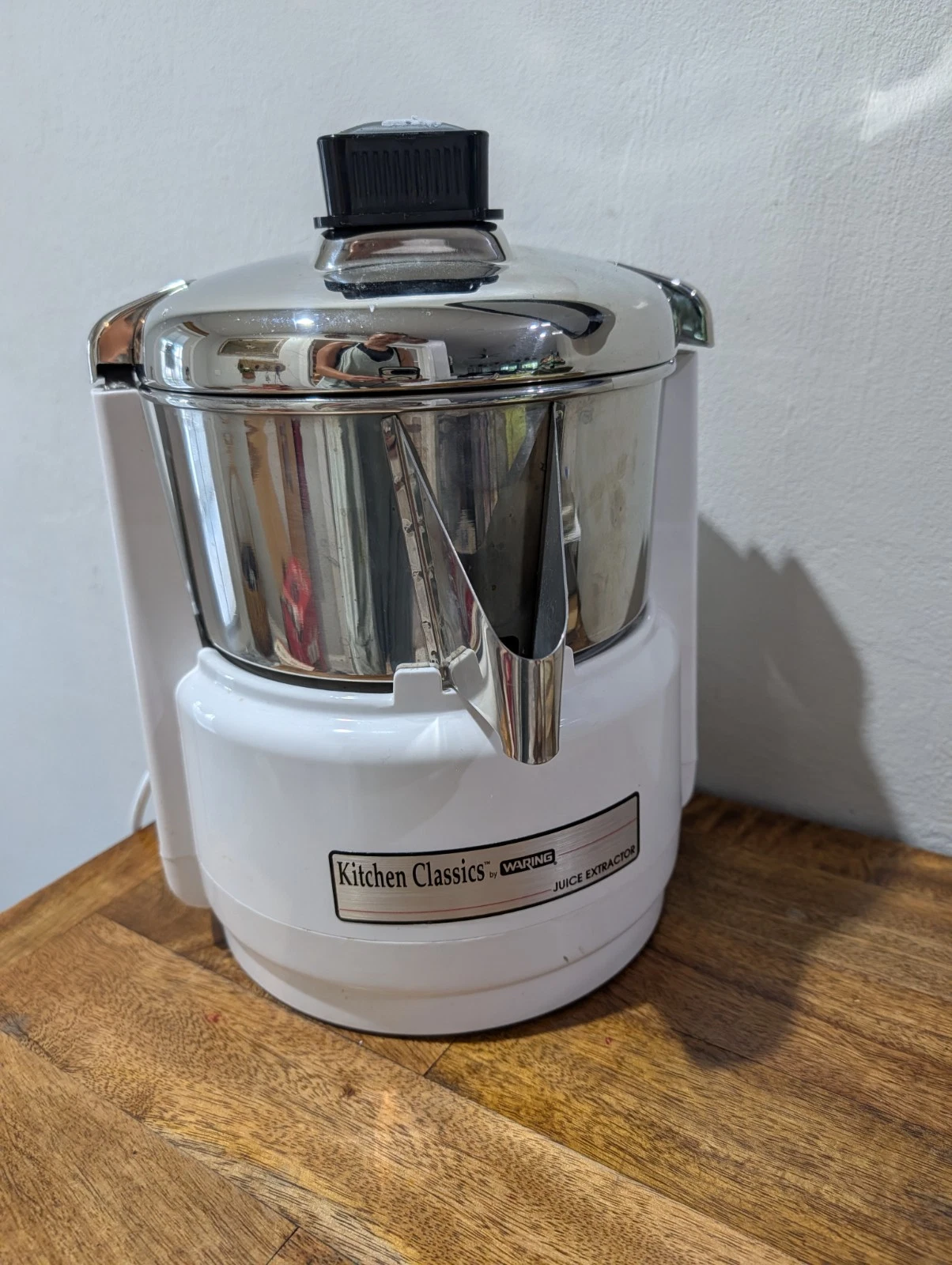 Waring Kitchen Classics Juice Extractor 11JE38 Juicer Tested