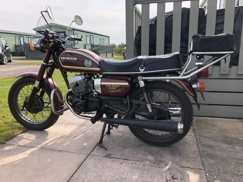 Honda CD200 6v motorcycle - Picture 1 of 12