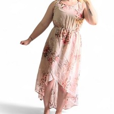 FOREVER 21 Pink floral maxi dress with cut-out back and tie waist - SIZE MEDIUM