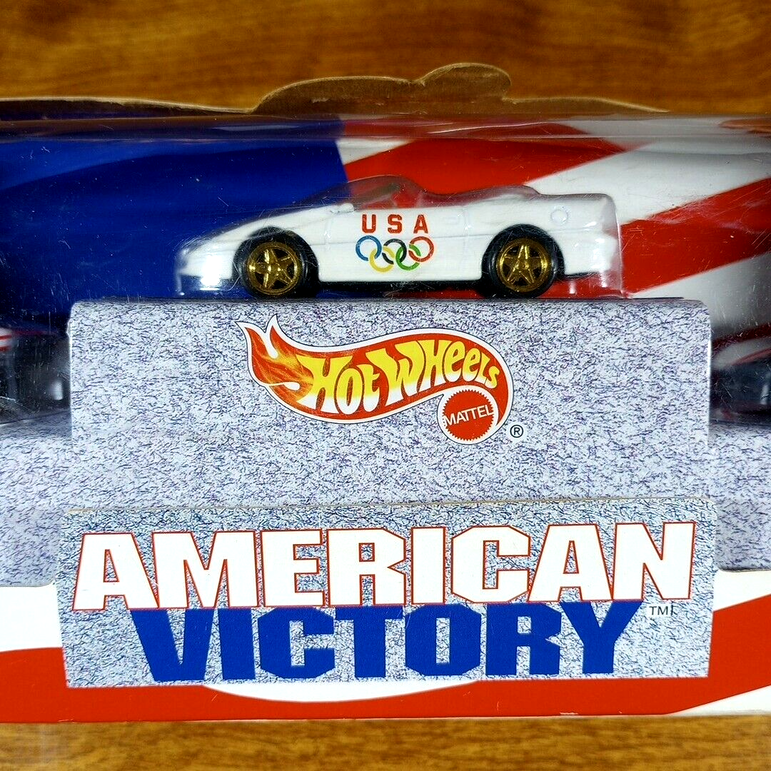 ホットウィール アメリカン ビクトリー USA オリンピック カマロ 3台入り Hot Wheels American Victory 3-Pack Set USA Olympics 1996 '93 '67