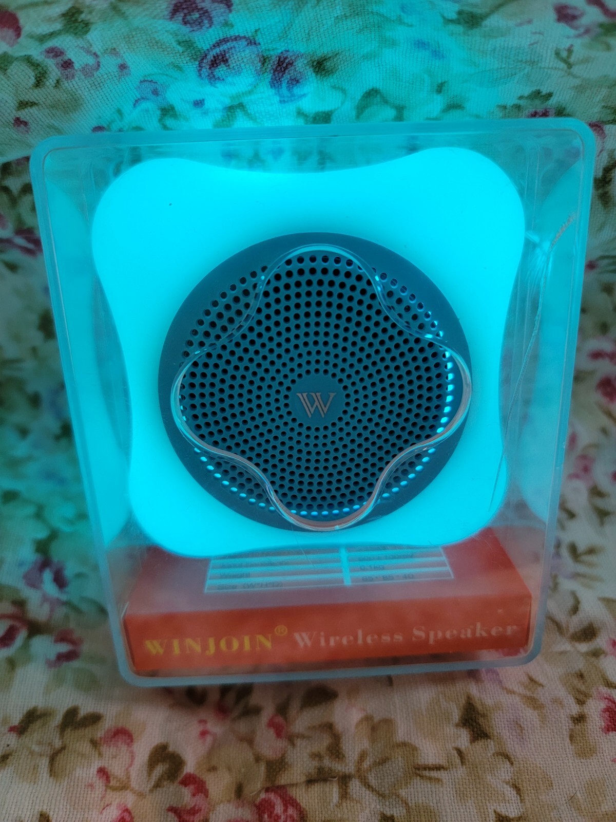 Wireless Winjoin WJ-C1 Portable Bluetooth Speaker with Colorful LED Lights
