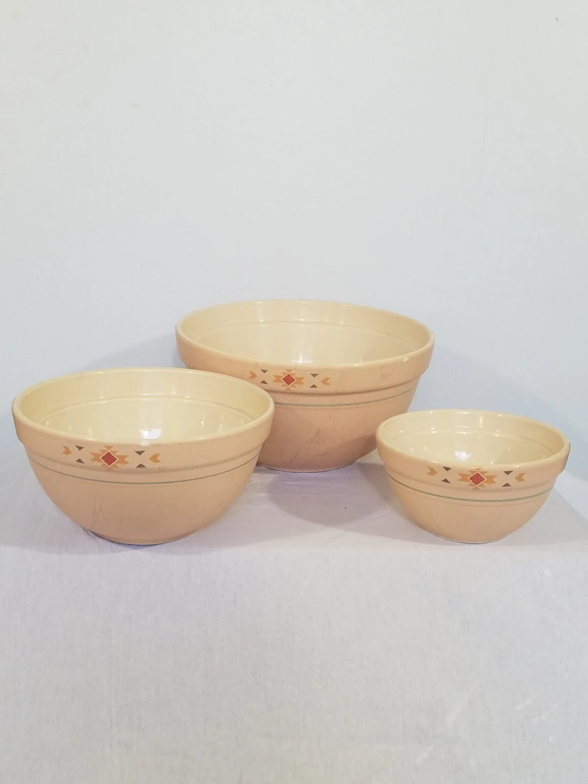Vintage 1980's Treasure Craft Set of 3 Mixing Bowls Peach Southwest Aztec
