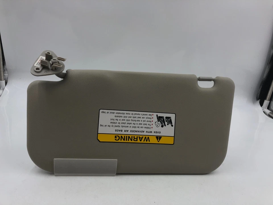 Parasol gris para pasajeros Mitsubishi Mirage 2014-2019 OEM C02B17083 Foto 4 de 4