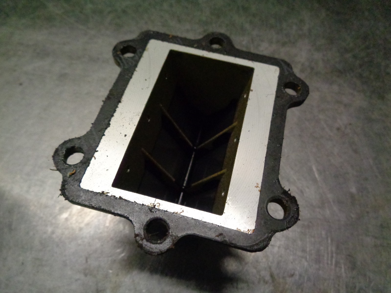 1997 97 ARCTIC CAT TIGERSHARK MONTE CARLO 770 PWC REED VALVE INTAKE MANIFOLD eBay