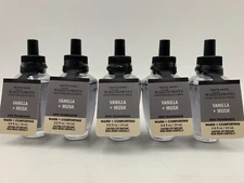 Bath & Body Works Wallflowers Vanilla Musk Fragrance Refill Bulbs S/ 5 #2010B