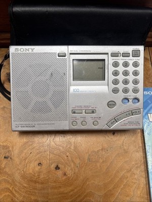 SONY ICF-SW7600GR FMラジオ SONY ICF-SW7600GR PLL Synthesized Receiver FM-Stereo/SW/MW/LW