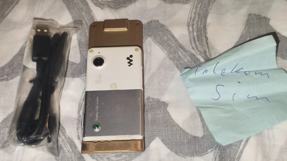 Sony Ericsson W910i Walkman GSM 3G 4Band Radio 2,0MP Weiss / Silber - Bild 4 von 4