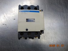 TELEMECANIQUE LC1 D40 11 CONTACTOR with LX1 D6 F7 110V COIL