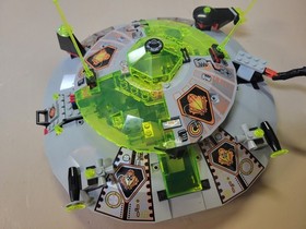 LEGO UFO - Alien Avenger (6975) with Instruction Booklet