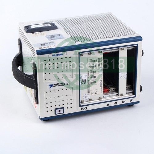 ONE National Instruments NI PXIe-1071 NI-SD200 mainframe USATO - Foto 2 di 9