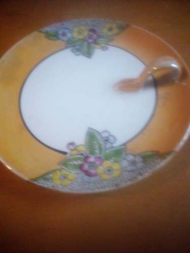 Vintage China Plate with Handle (potters mark) - Picture 5 of 7