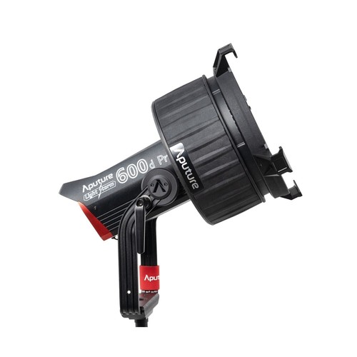 Aputure F10 Fresnel Lens + Barn doors Bowens Mount For LS 600d Pro 300D II 300X - Picture 7 of 12
