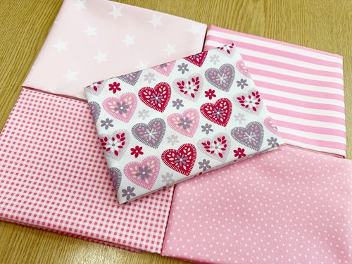 Fat Quarter Bundle - New Baby Girl Love Heart Pink Bunting Craft Fabric Material - Picture 3 of 5