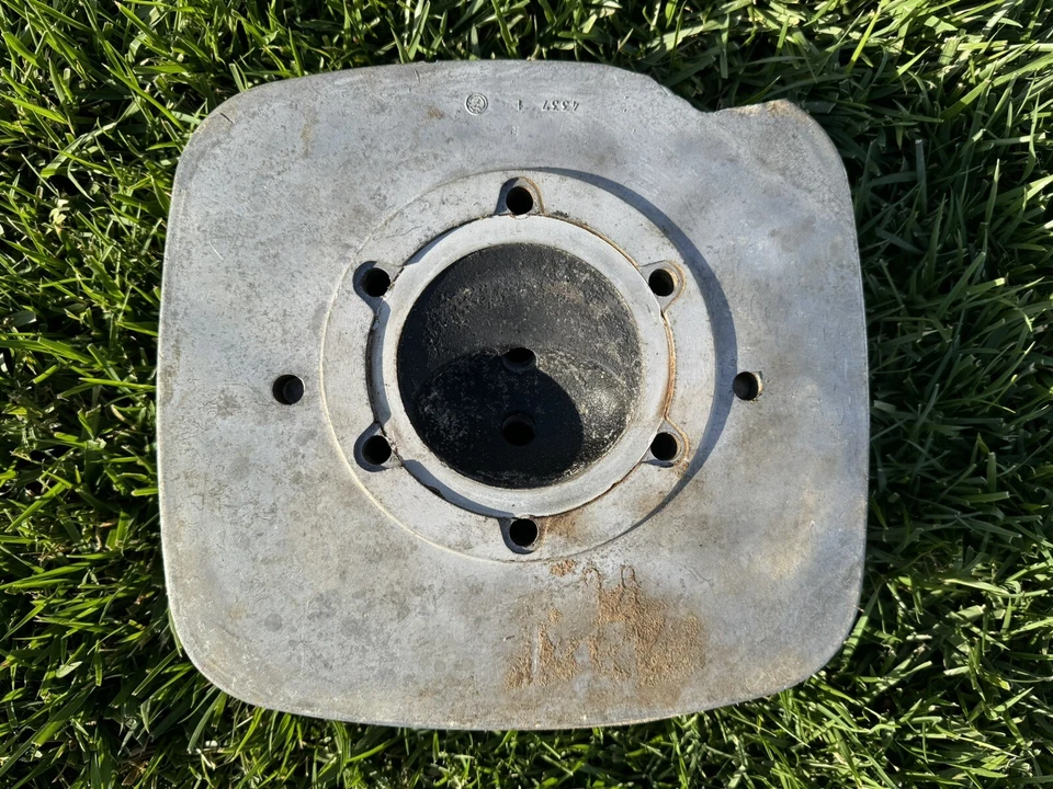 Cabeça de cilindro CZ 250 CZ250 4337-1 980-13-315 AHRMA - Imagem 2 de 4