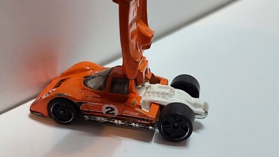607865_7