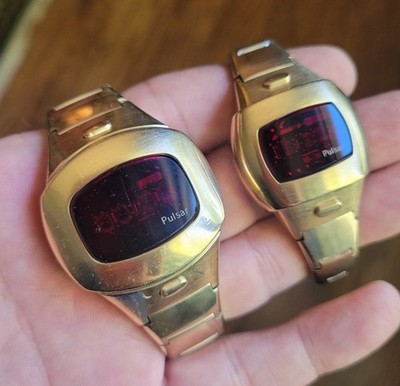 HIS n HERS PULSAR LED P4 Executive RARE 