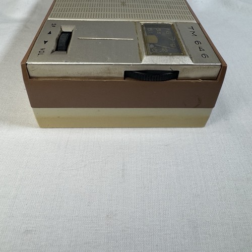Mivar TM646 Radio a Transistor Italiana e Custodia da Viaggio Milano 1962 RICAMBI MOLTO RARI - Foto 9 di 19