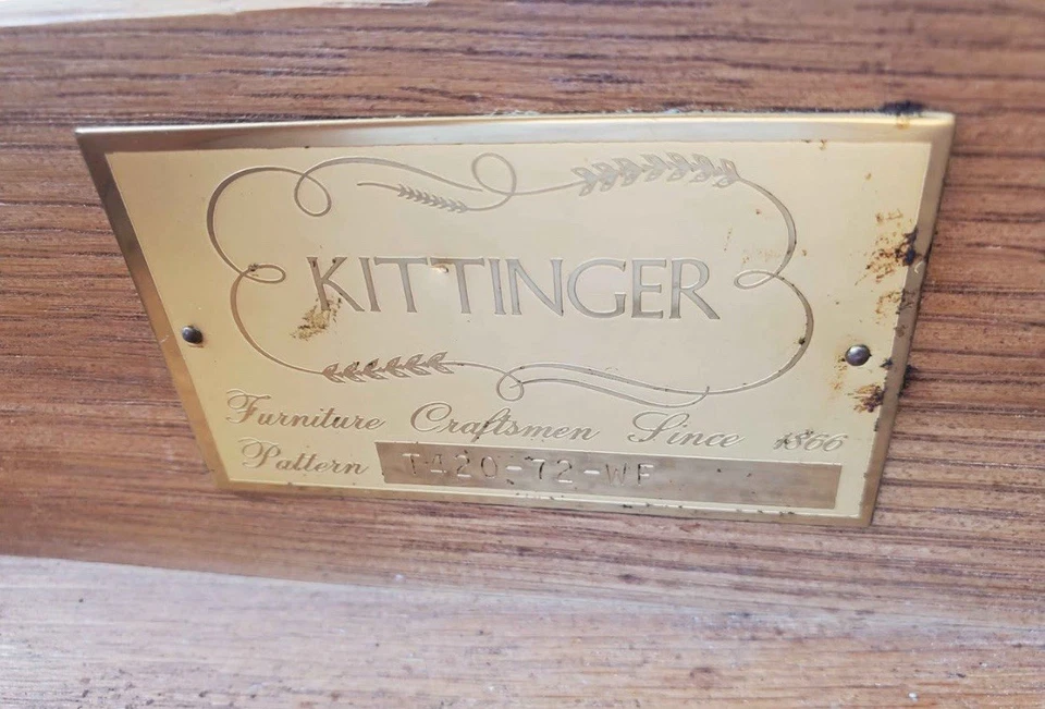 Escritorio Kittinger Williamsburg Partners Foto 2 de 4