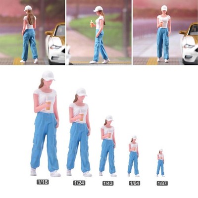 Miniatur-Mädchenfiguren, realistische Modelle für Mikrolandschaften,