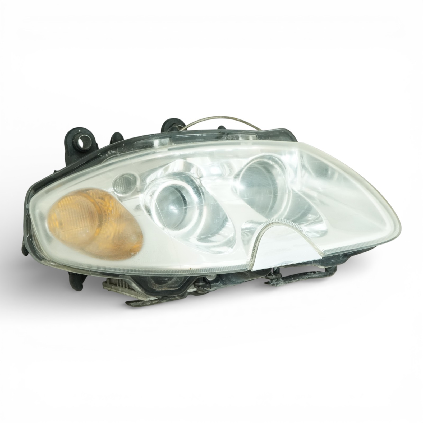 2003-2008 Maserati Quattroporte M139 OEM Right Side Xenon Headlight 980139014
