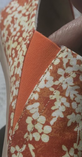 NWT UNI Sakura Womens Shoes Sz 9.5 Toledo Orange Canvas Art Floral & Butterfly - Picture 6 of 18