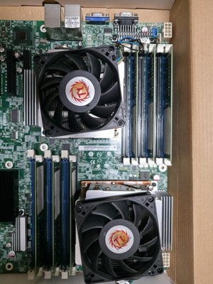Intel Server-Bundle S5520HC + 2x Xeon E5530 (8 Cores / 16 Threads) 48GB DDR REG 
