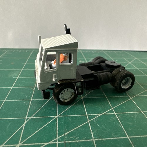 UTR Container Truck 1/87 HO Scale - Picture 5 of 6
