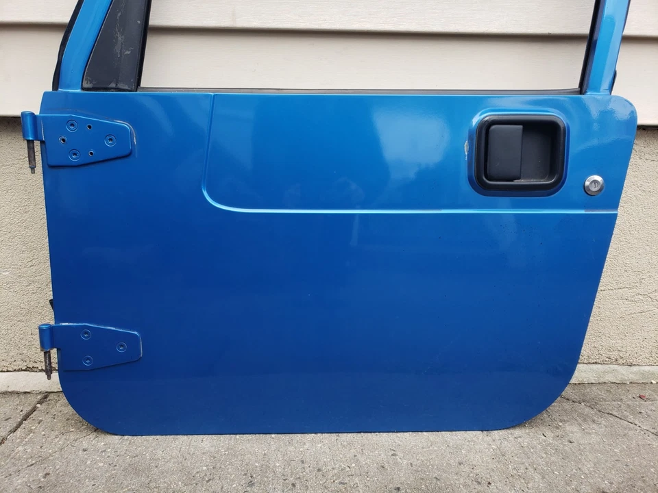 ¡EXCELENTE estado! Puerta azul Jeep Wrangler TJ azul con llave sin óxido PUERTAS DURAS COMPLETAS 97-06 Foto 4 de 4