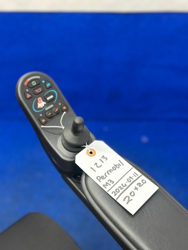 2024 Permobil M3 Corpus – 6mph Riser Powerchair Electric Wheelchair (1213) - Picture 9 of 10