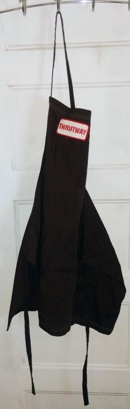 Vintage Thriftway Grocery Store Brown Apron