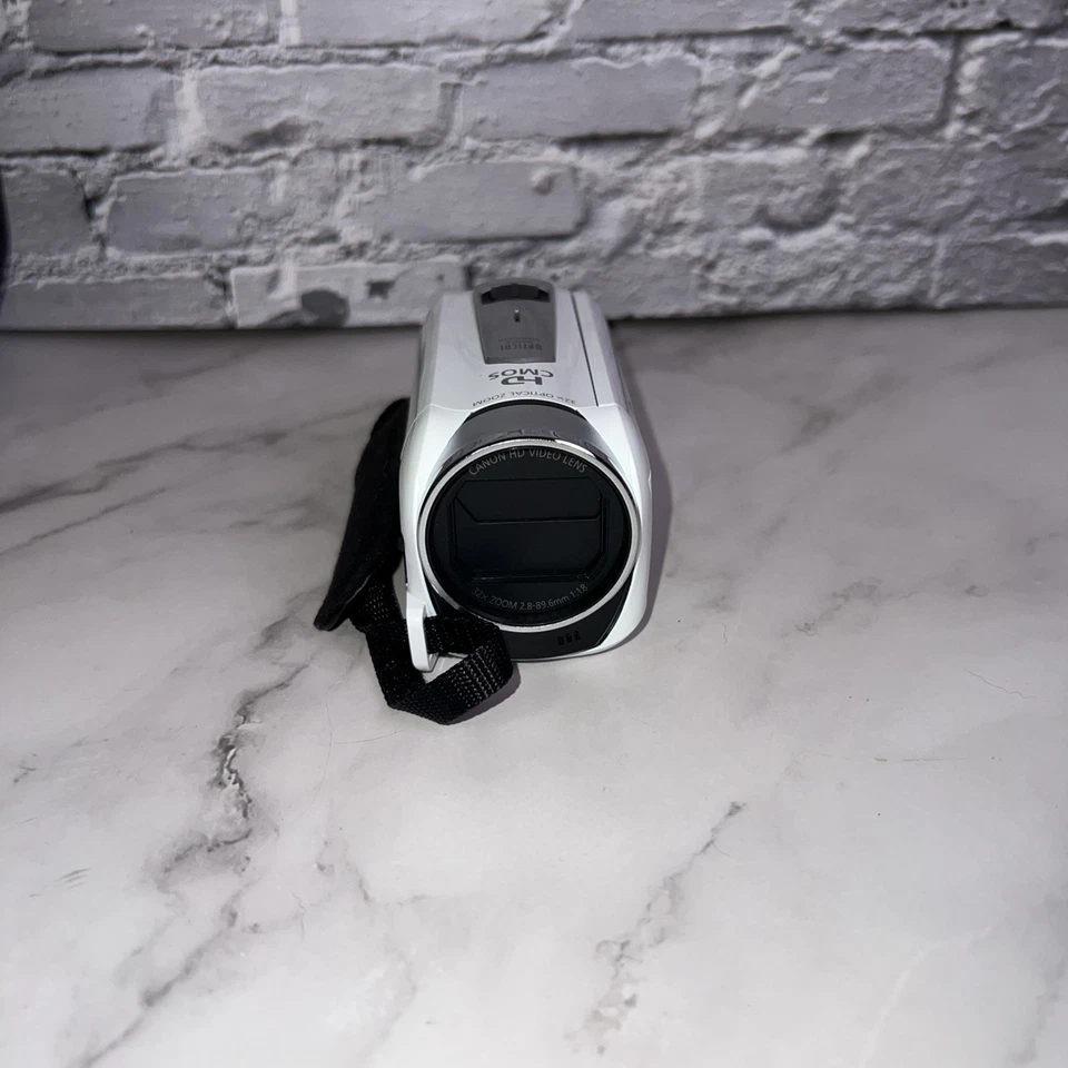CANON Vixia FR400 Camcorder (RARE White Color) w/Charger, 32GB SD Card & Case ✅✅ - Image 3 of 4