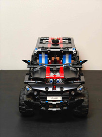 LEGO Technic 8081 Extreme Cruiser COMPLETE CLEANED UNBUILT