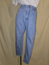 Vintage Lee High Waist Mom Jeans Size 24x27 (Measured) Pleated Tapered USA