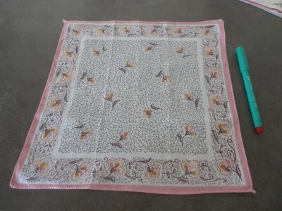 Mouchoir de femme vintage fleurs stylisées fond motif gris 27 X 27,5 cm - Photo 1/4