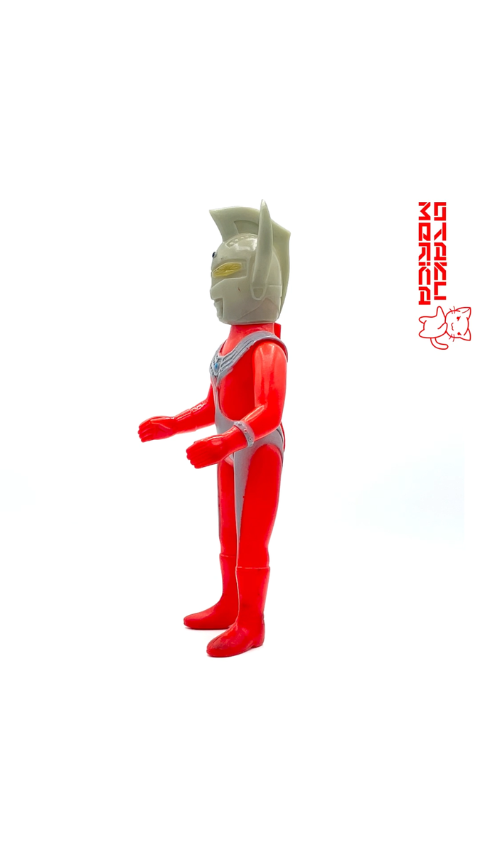Vintage 1970s Bullmark Mid Size Ultraman Taro - Ultraman Vintage 1970s Bullmark Mid Size Ultraman Taro - Ultraman