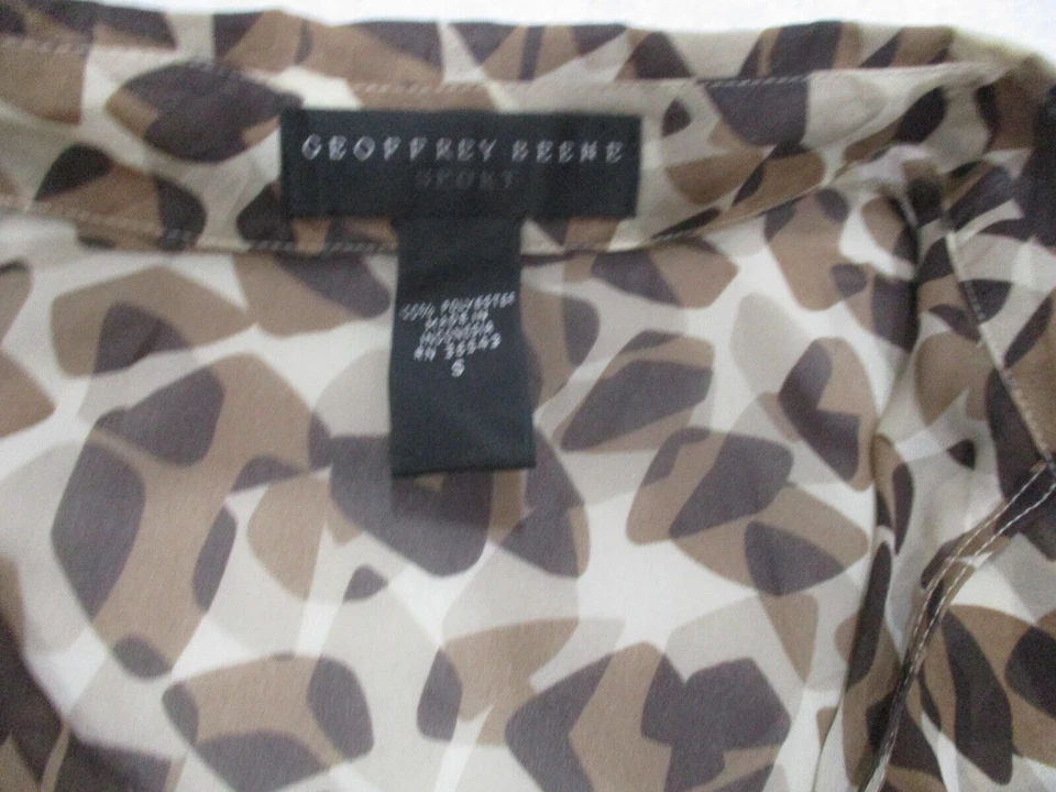 Blusa mujer Geoffrey Beene estampado guepardo talla S Foto 2 de 4