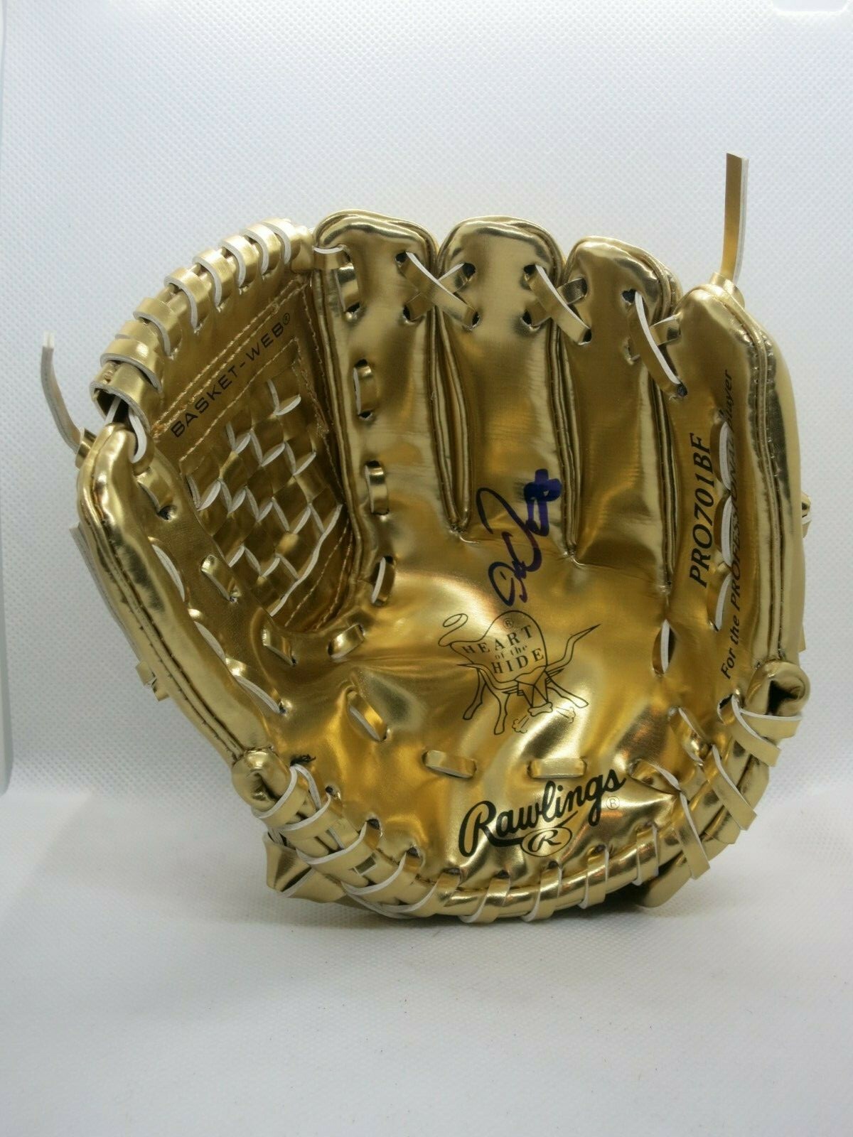 Carlos Gonzalez Signed Official Rawlings Mini Gold Glove LOM COA (BBH93