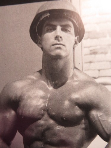 COLT STUDIO PRESENTS #10 1990 MEN AT WORK - Picture 4 of 12