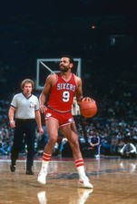 Lionel Hollins of the Philadelphia 1981 Basetball Photo 2