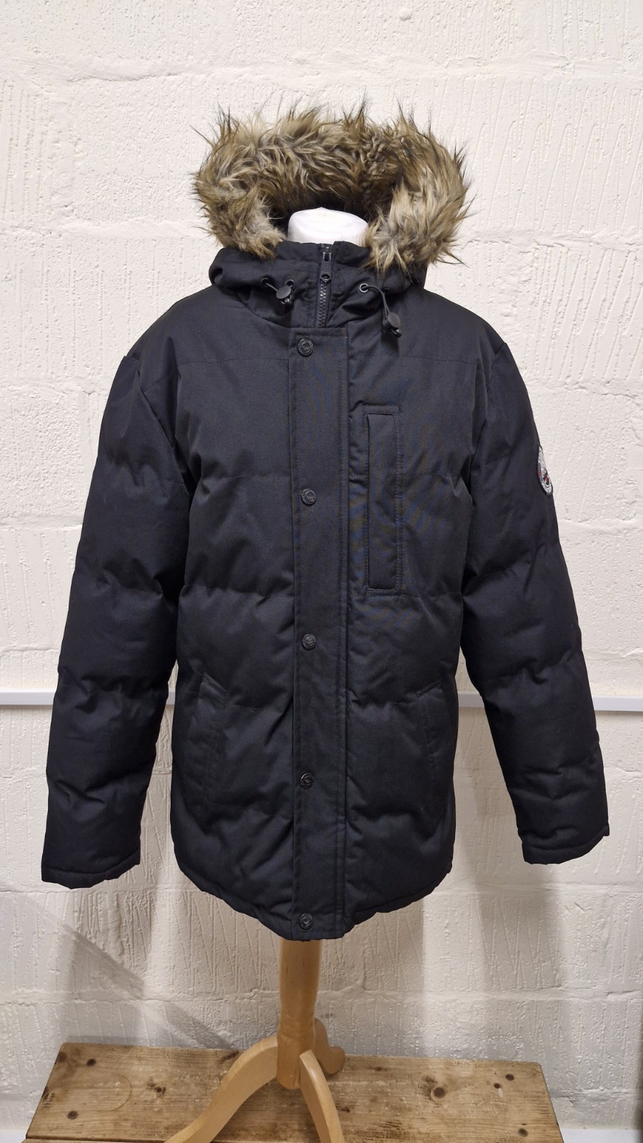 Threadbare Polar Technology Black Puffer Jacket F… - image 1