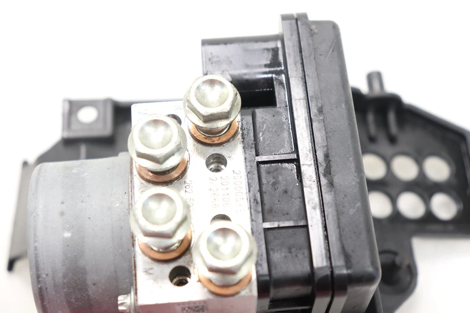 Aprilia RSV4 2021 OEM ABS BOMBA UNIDAD MÓDULO SISTEMA ANTI FRENOS BLOQUEO Foto 4 de 4