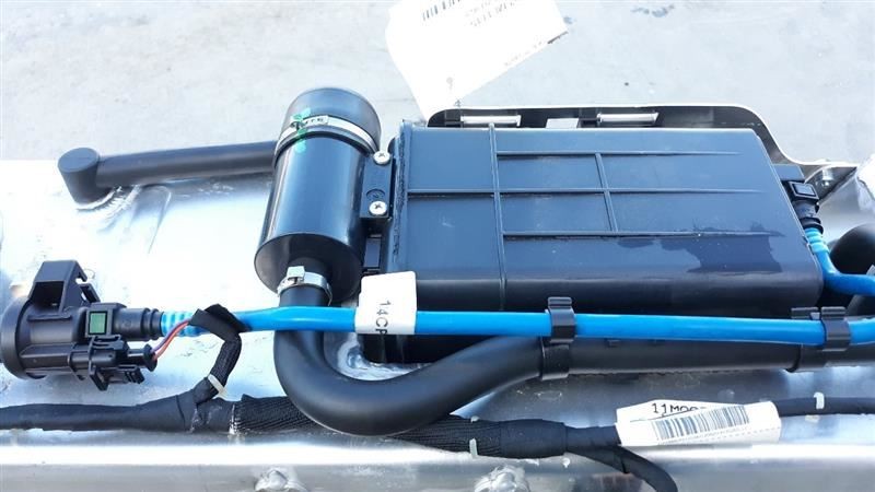 2015 MCLAREN 650S 650 OEM FUEL CELL TANK ASSEMBLY