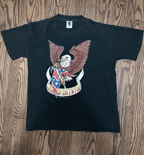 Lynyrd Skynyrd Endangered Species Tour Concert 1990s vintage concert t-shirt, vintage, size L, single stitch, B+ condition