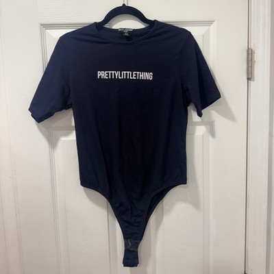 PrettyLittleThing Plus Navy Short Sleeve Logo Graphic Bodysuit US 16 CNG3293 NEW