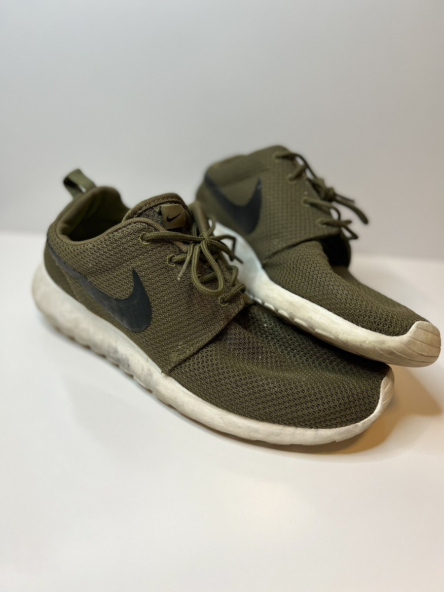 nike roshe one dark shoes size 9 mens |