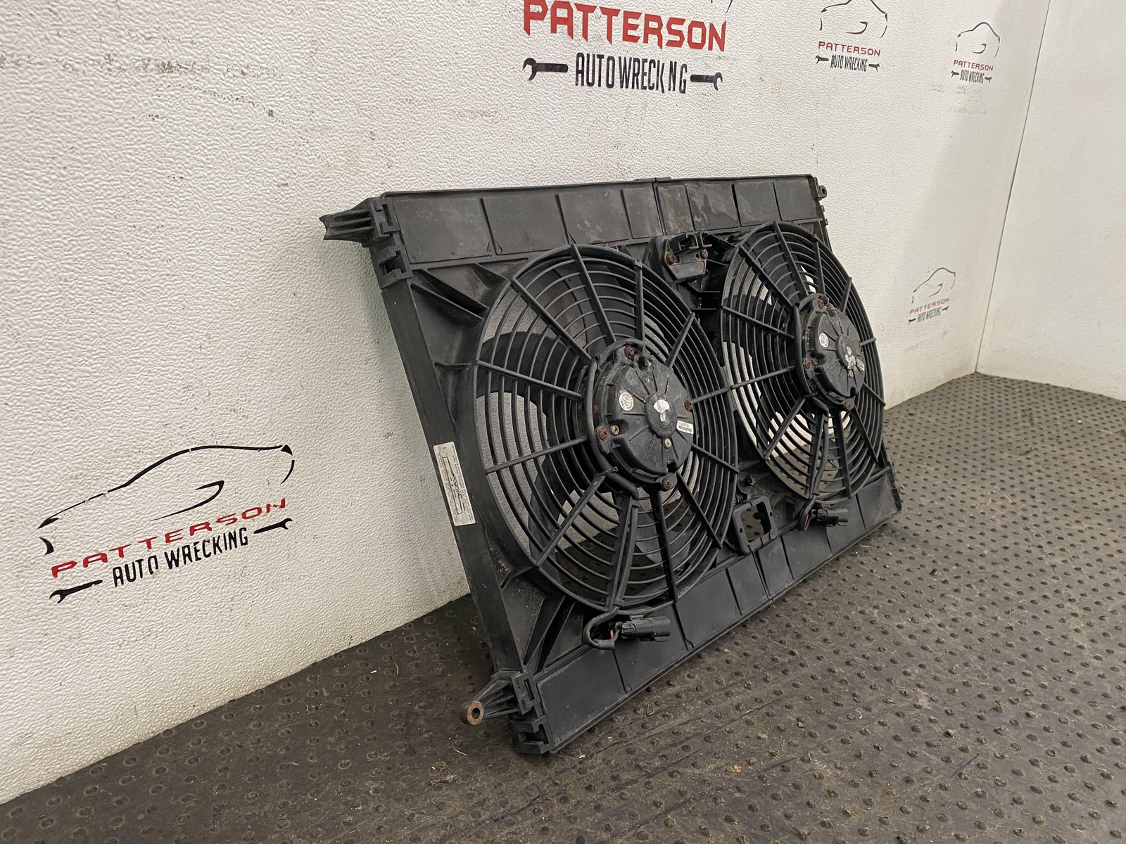 03-07 MASERATI COUPE GT 4.2 ELECTRIC COOLING RADIATOR & A/C CONDENSOR FAN MOTOR